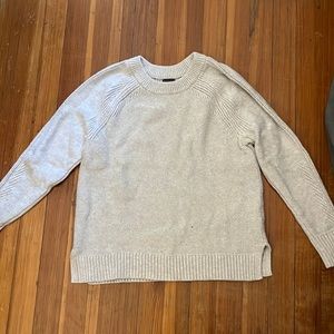 Gap sweater